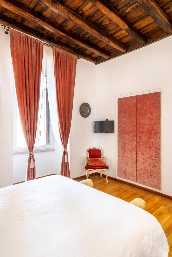 Pantheon Caravaggio'S House Roma Exterior foto